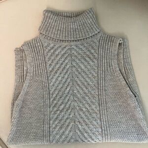 Sleeveless Cable Knit Turtleneck